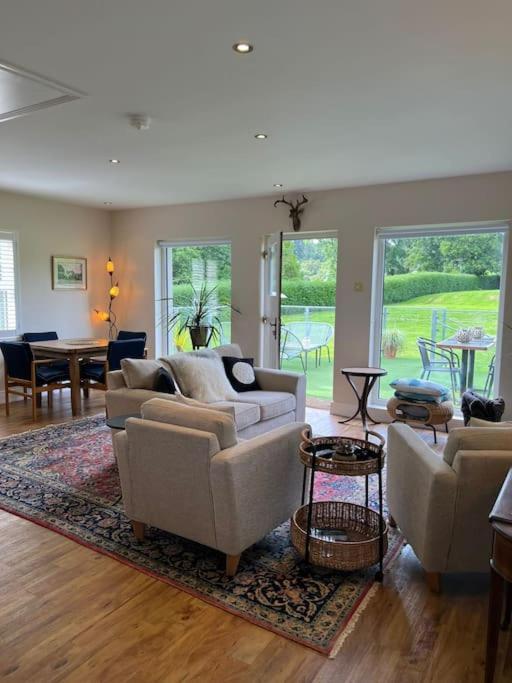 Adorable One Bedroom Apartment With Balcony Newtownards Esterno foto
