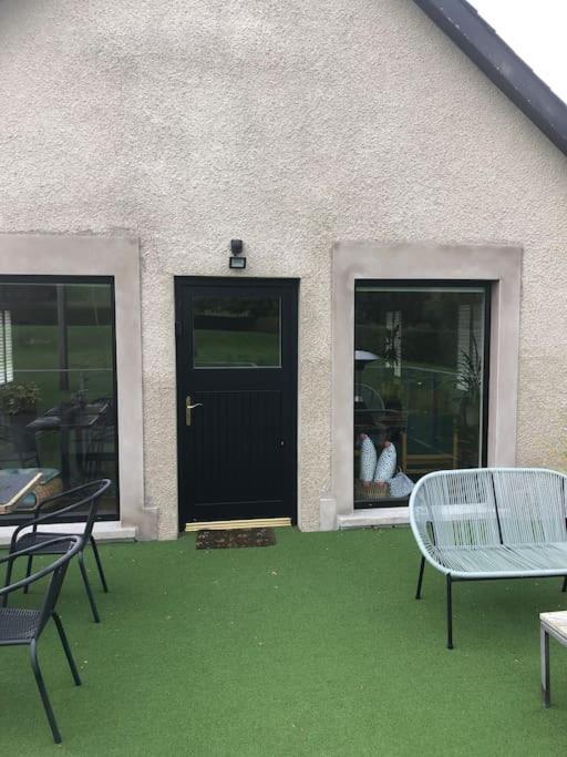 Adorable One Bedroom Apartment With Balcony Newtownards Esterno foto